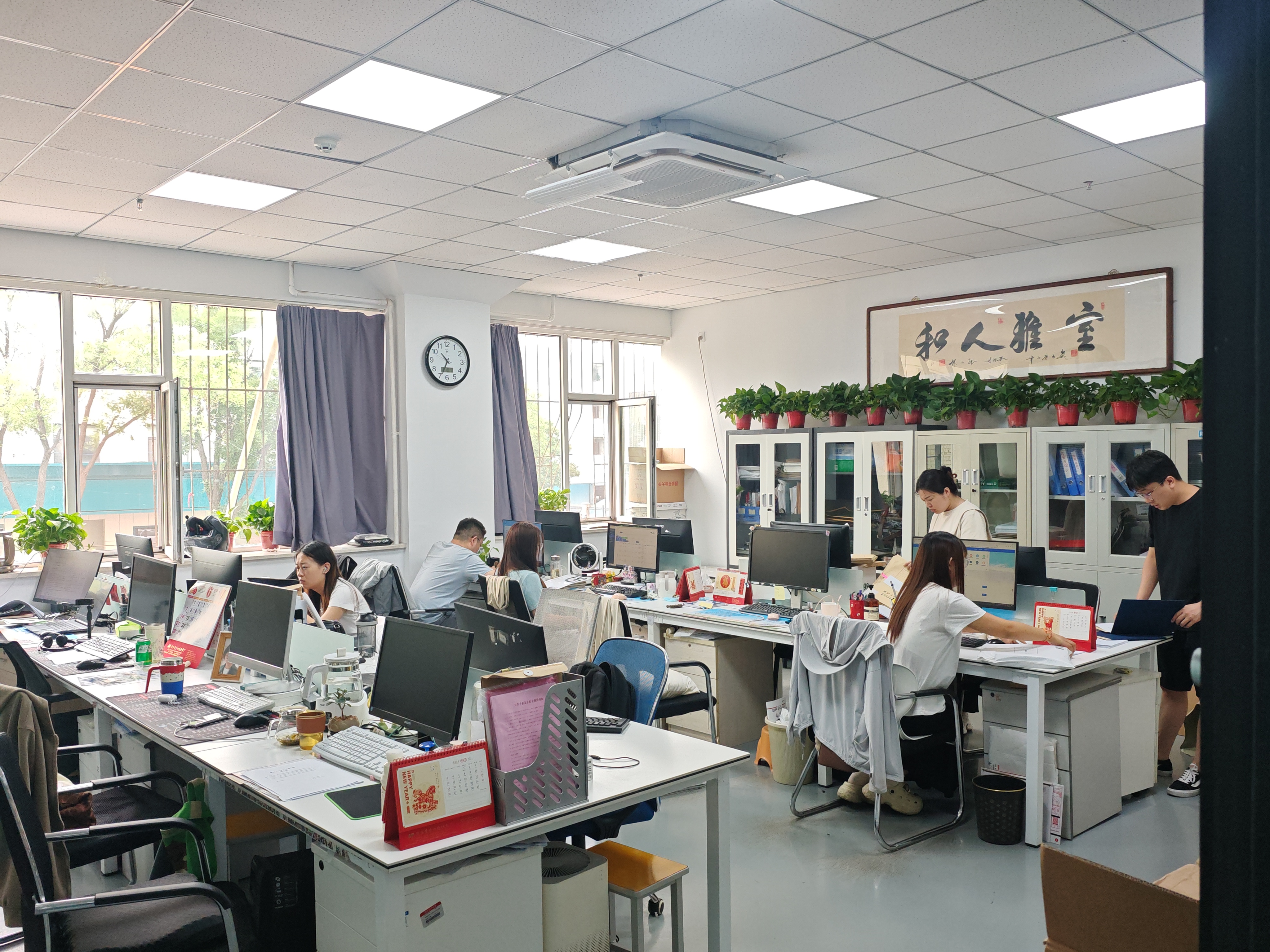 学校办公环境